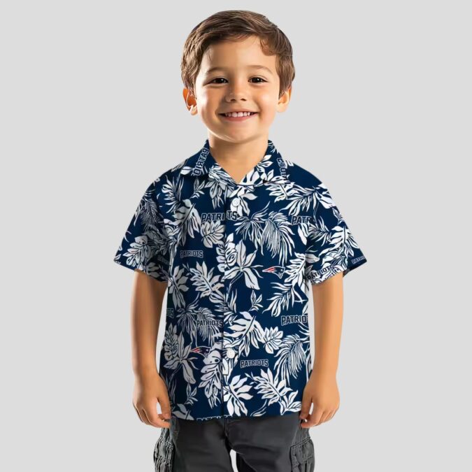 Patriots Blue White Hawaiian Shirt, Tropical Leaf NFL Game Day Outfit